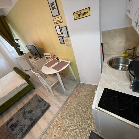 Domum - Old Town - Smardan Apartment บูคาเรสต์ ภายนอก รูปภาพ