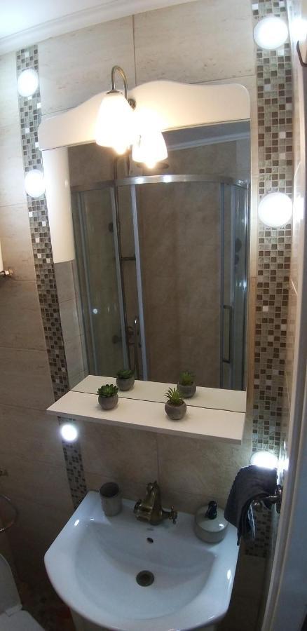 Domum - Old Town - Smardan Apartment บูคาเรสต์ ภายนอก รูปภาพ