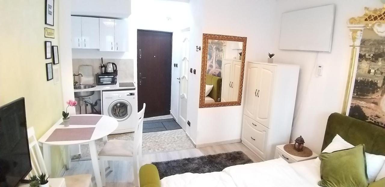 Domum - Old Town - Smardan Apartment บูคาเรสต์ ภายนอก รูปภาพ